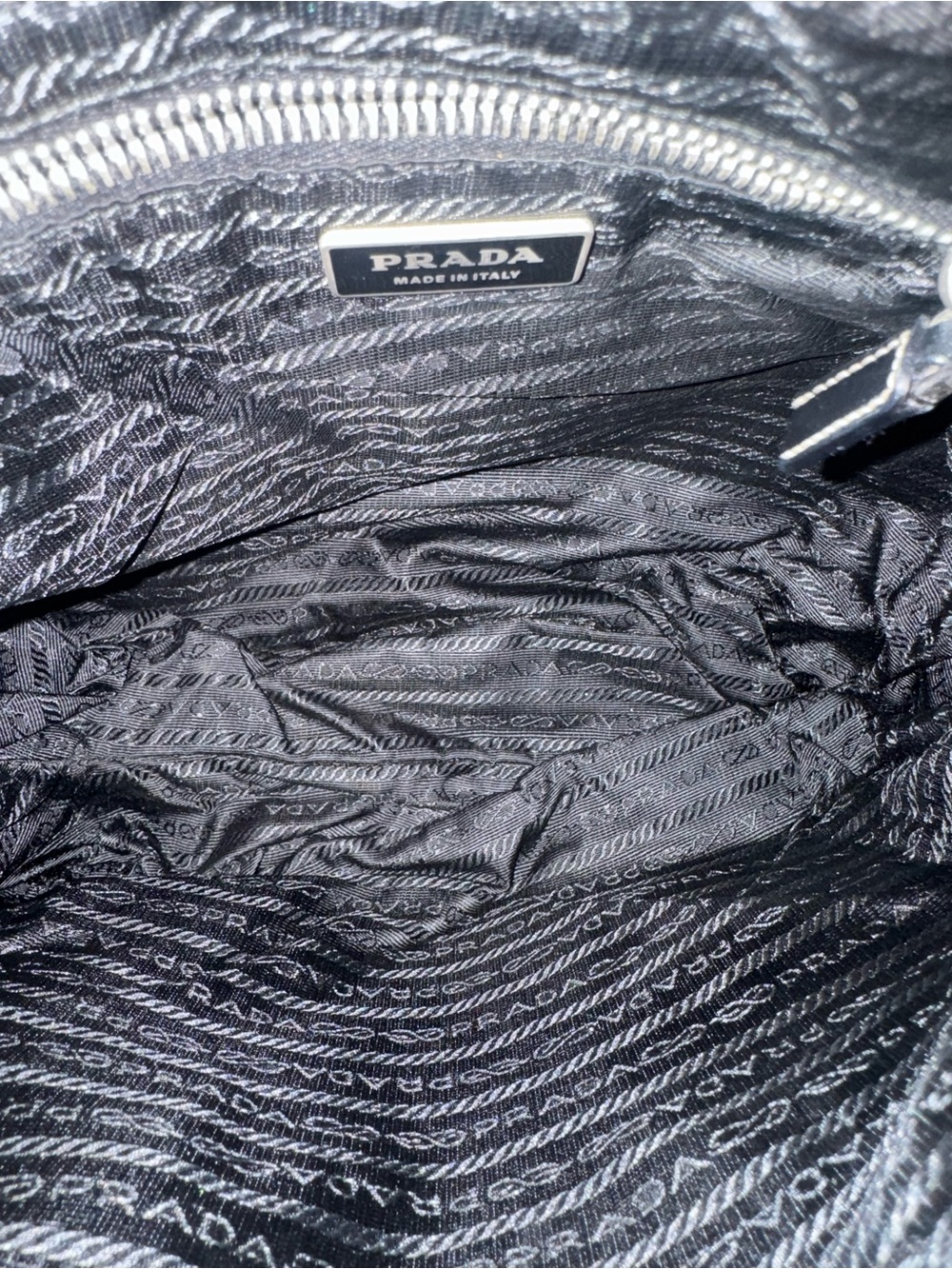 Prada Tessuto vintage Nylon & Leather Shoulder Bag - Black ✅authentic✅ - Picture 4 of 8